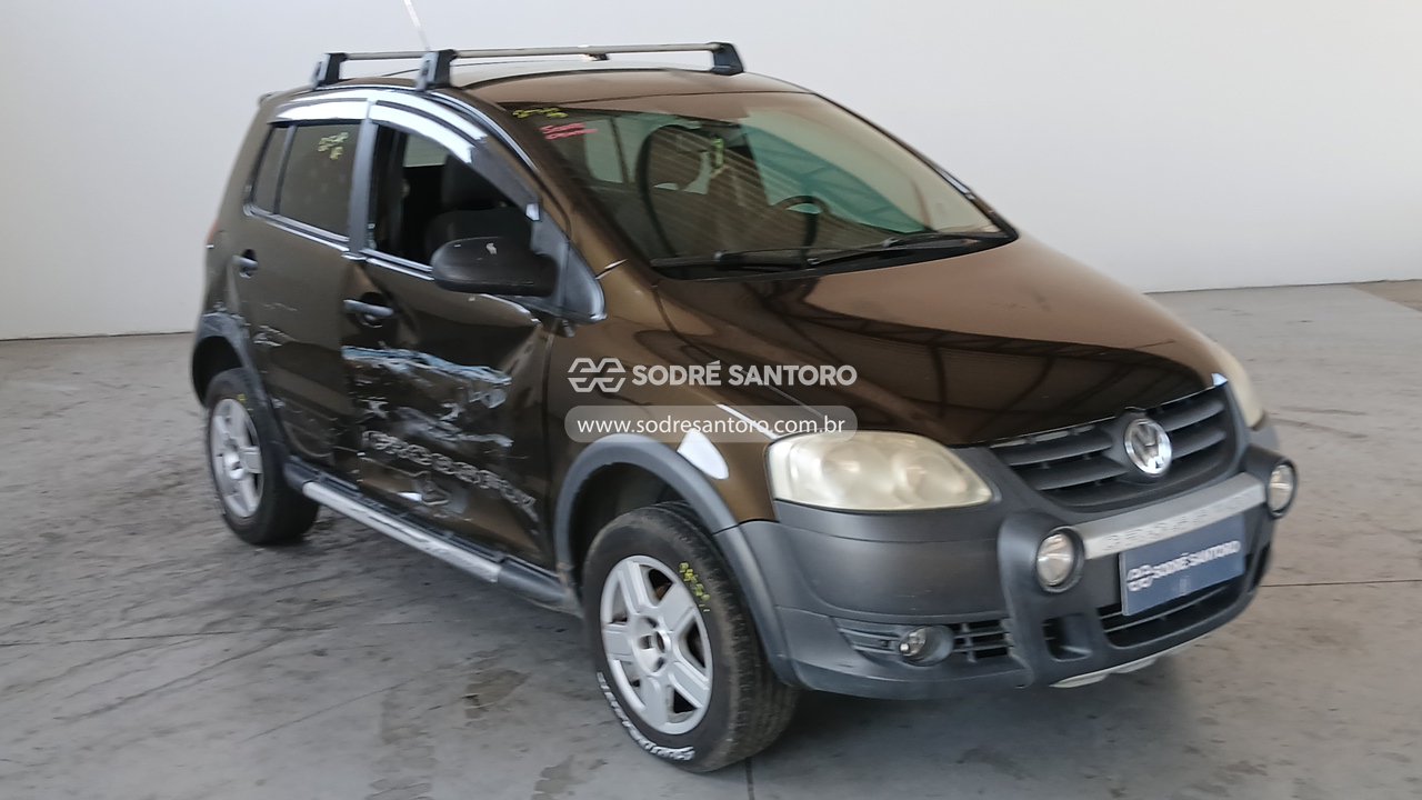 Volkswagen Crossfox 2008 em leilão