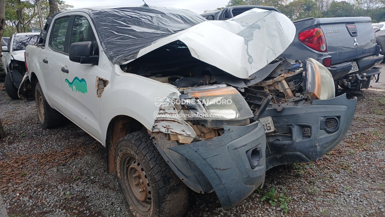 Ford Ranger Xl 2015 em leilão