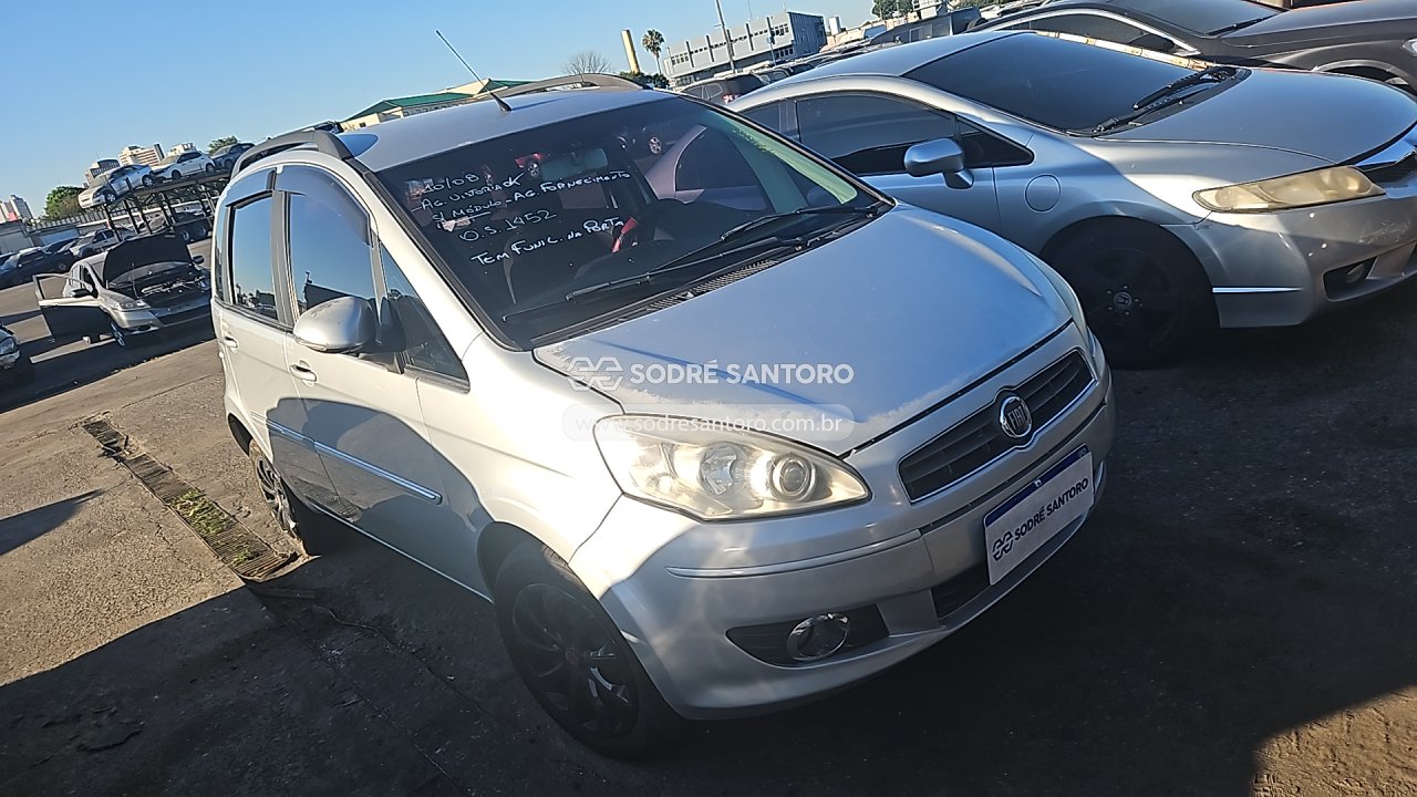 Fiat Idea Attractive 1.4 2012 em leilão