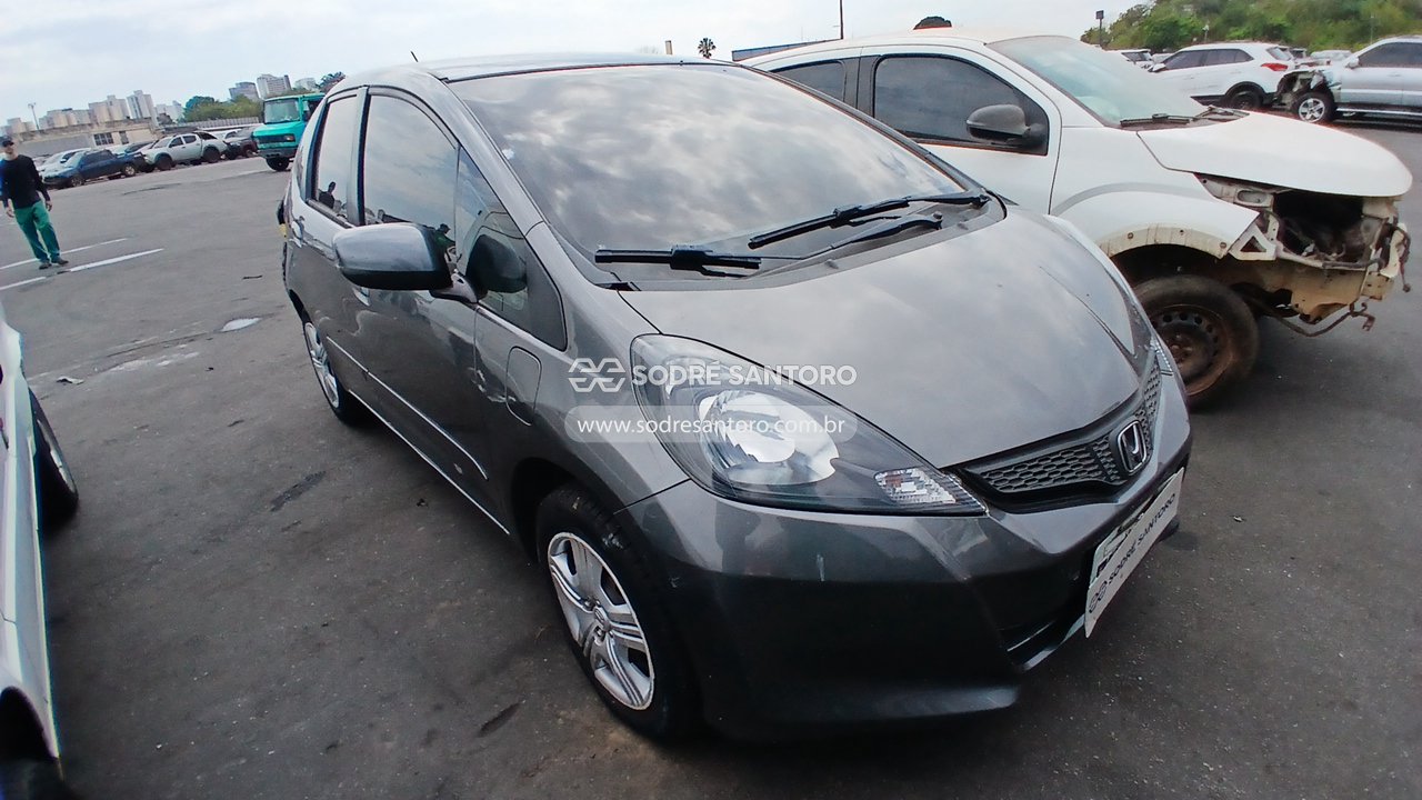 Honda Fit Cx Flex 2014 em leilão