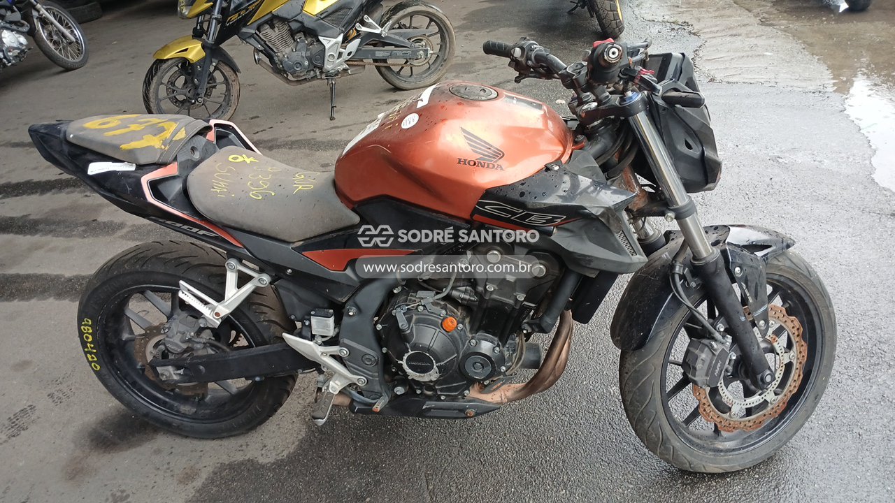 Honda Cb 500f 2022 em leilão