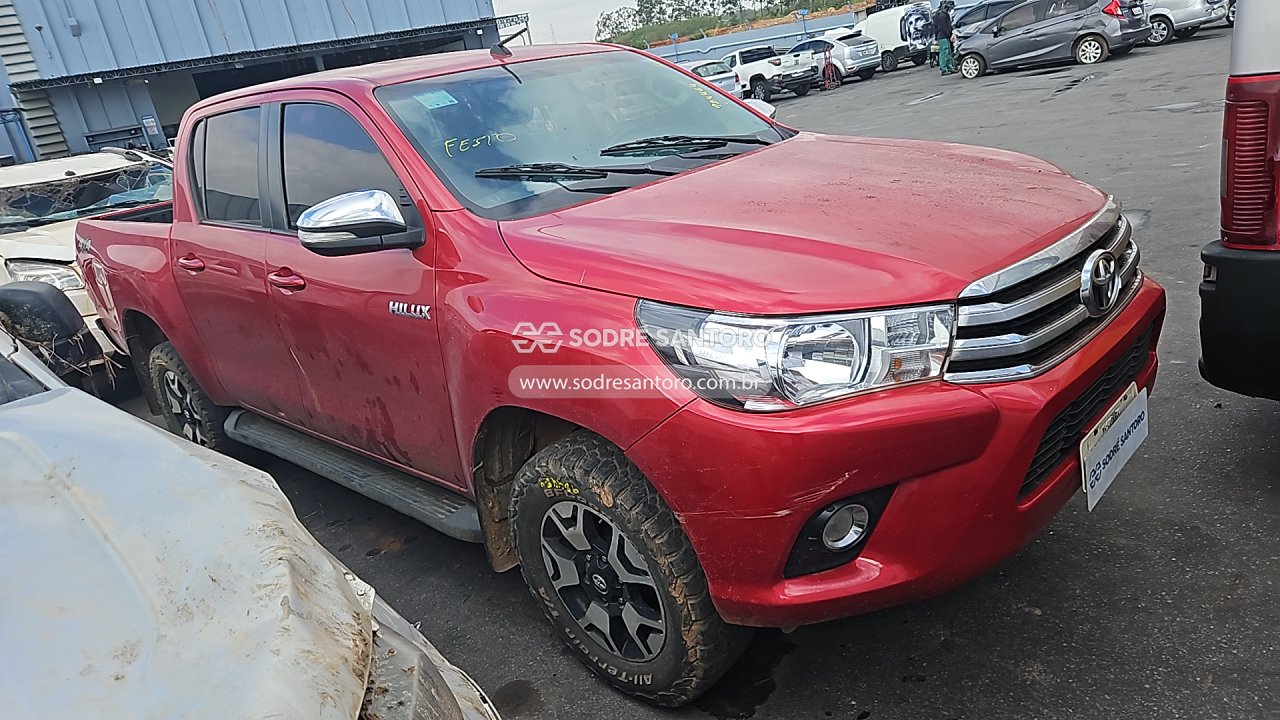 Toyota Hilux 2017 em leilão — SP