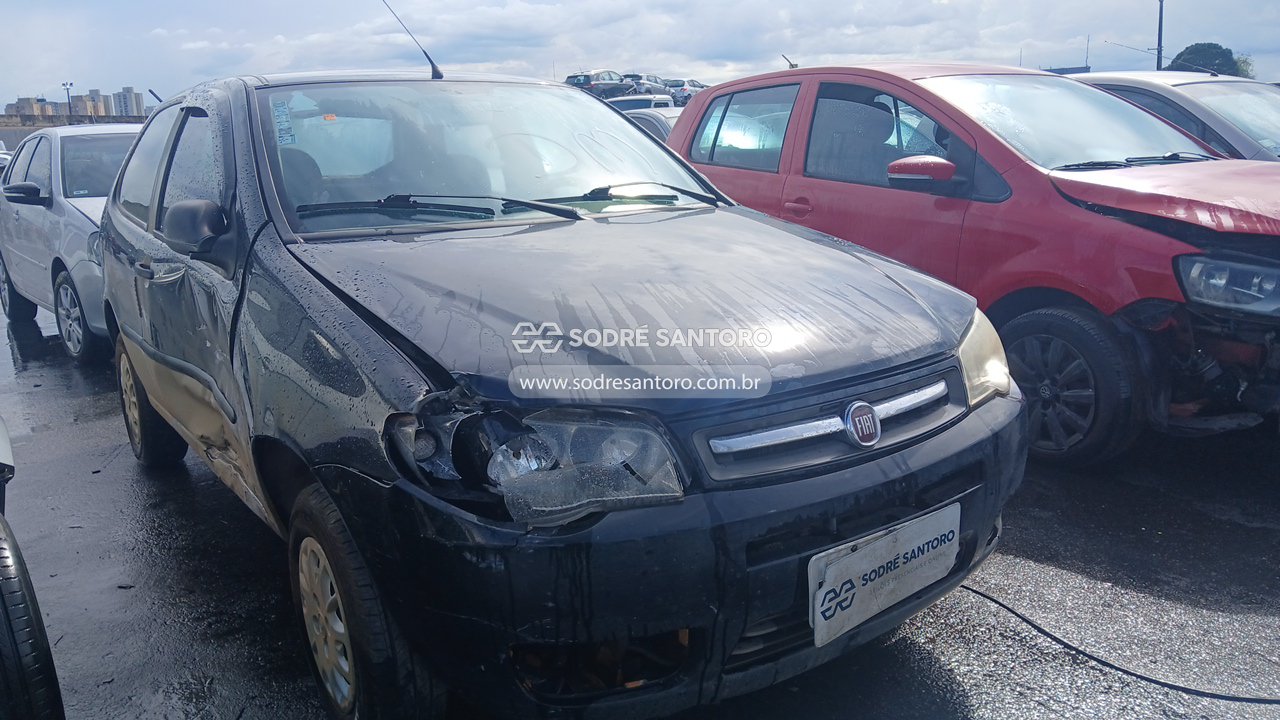 Fiat Palio Fire Economy 2012 em leilão
