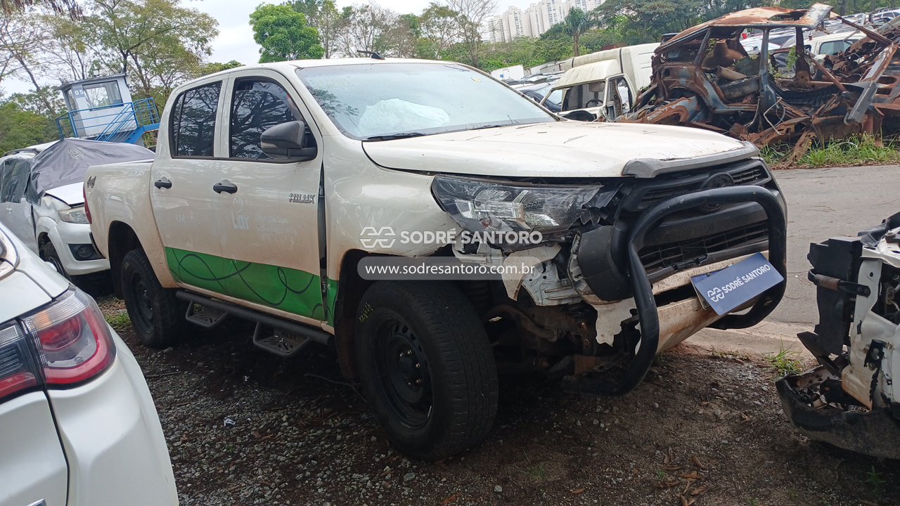 Toyota Hilux 2026 em leilão — SP