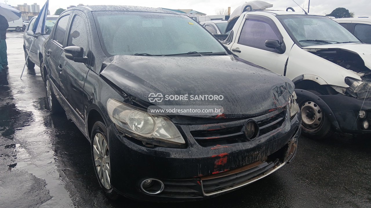 Volkswagen Voyage 1.6 Comfortl 2012 em leilão