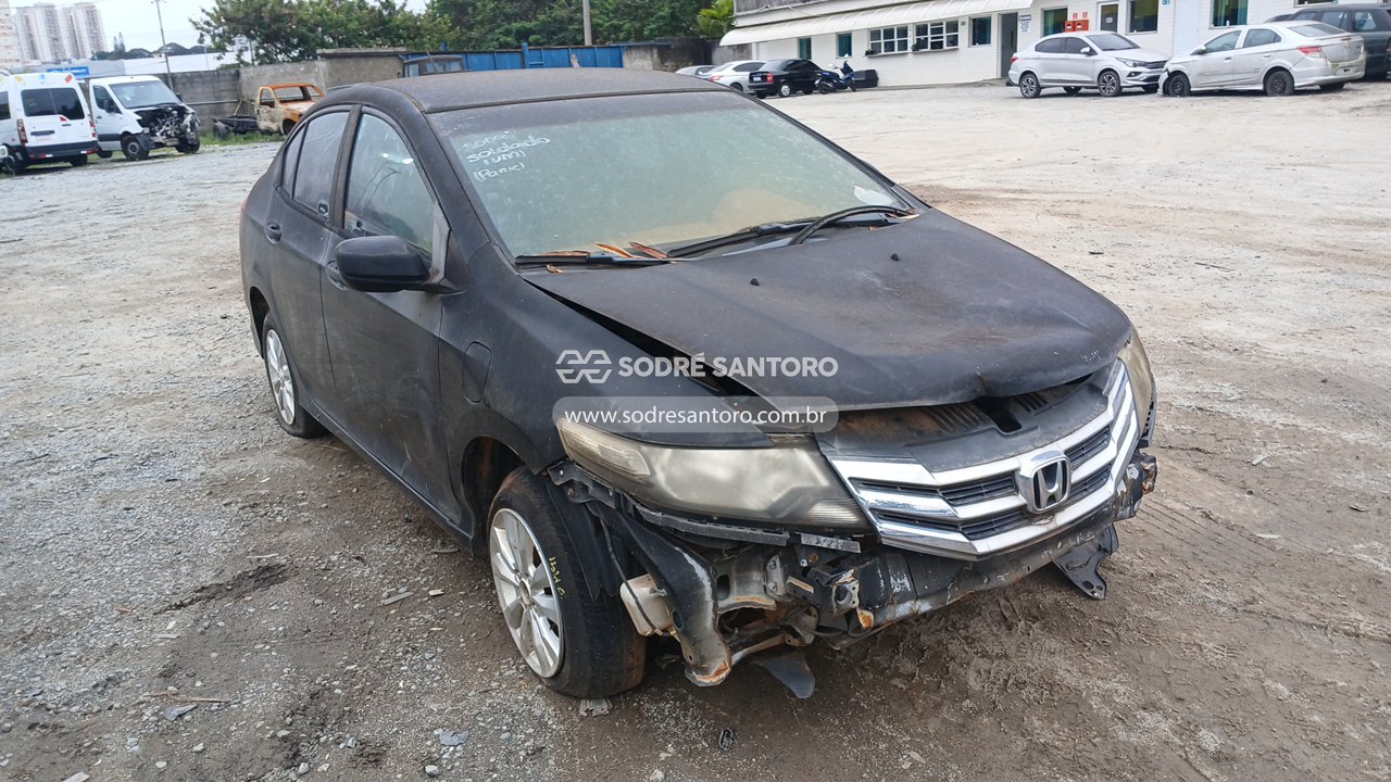 Honda City Lx 2013 em leilão