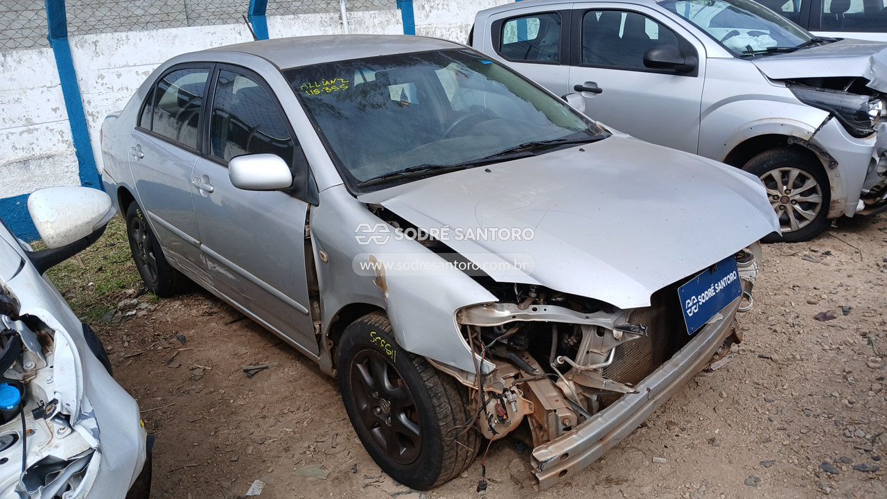 Toyota Corolla Seg18vvt 2003 em leilão — PR