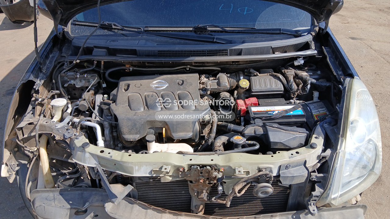 Nissan Livina 18sl - 2011/2012 — foto 5 de 12