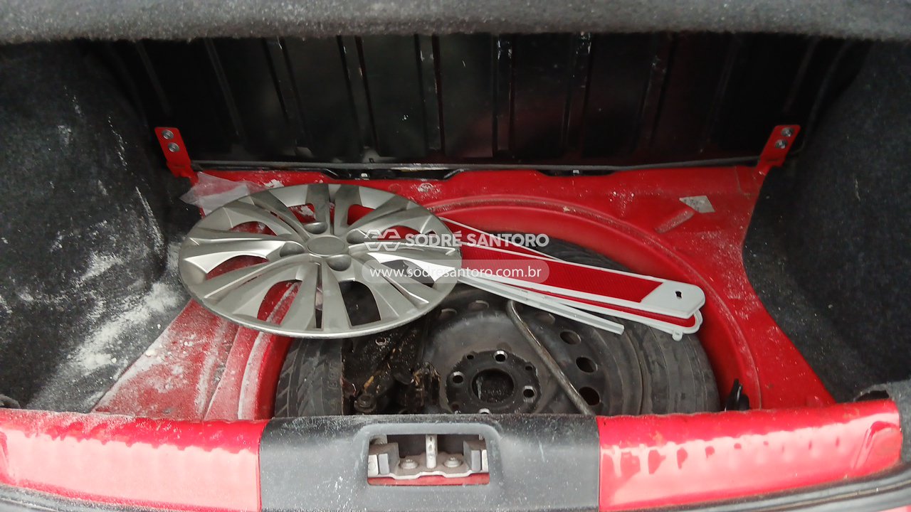 Volkswagen Gol 1.0 - 2009/2010 — foto 12 de 13