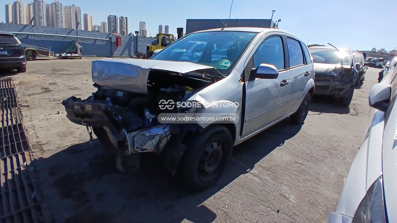 Ford Fiesta Edge - 2004/2004 — foto 3 de 13