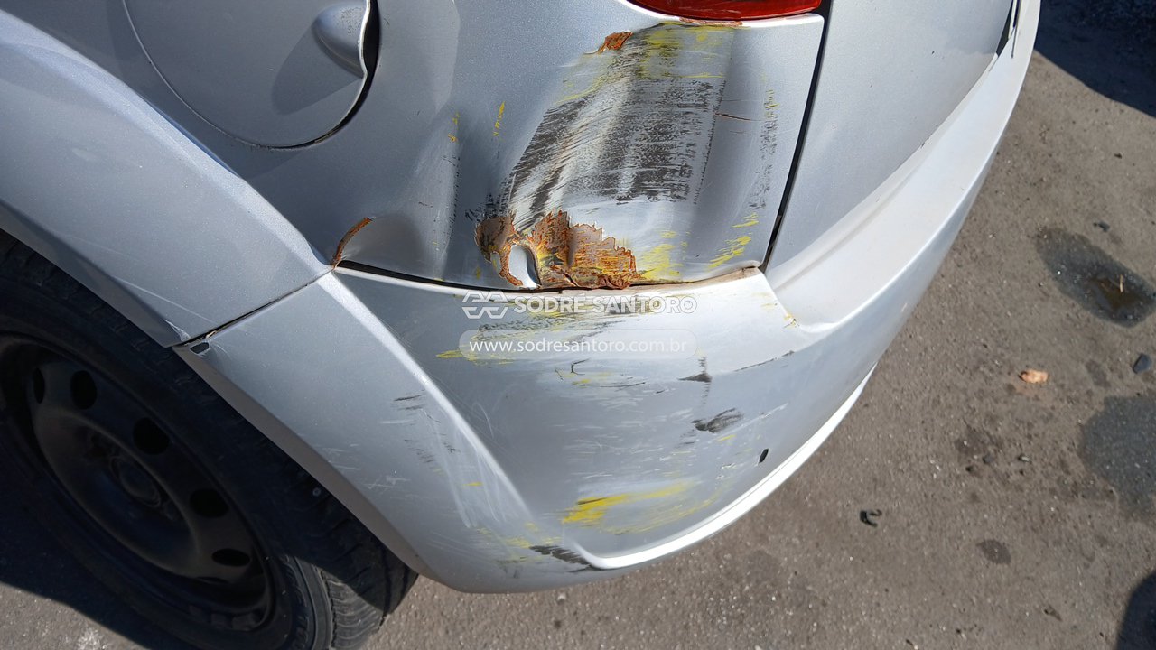 Ford Fiesta Edge - 2004/2004 — foto 11 de 13