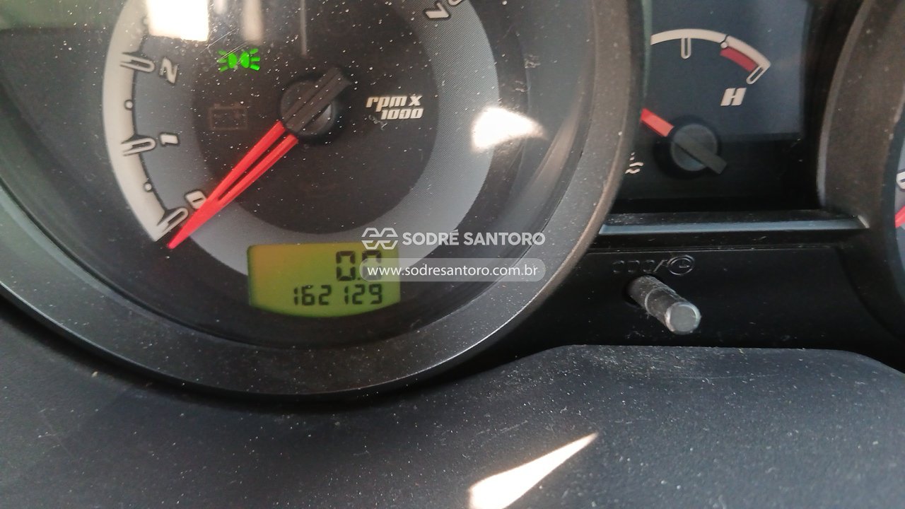 Ford Fiesta 1.6 Flex - 2011/2012 — foto 7 de 13