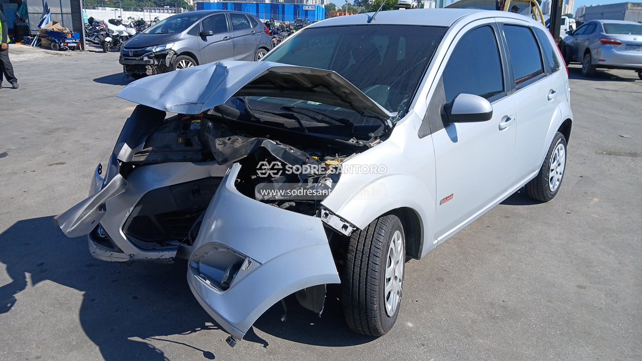 Ford Fiesta 1.6 Flex - 2011/2012 — foto 3 de 13