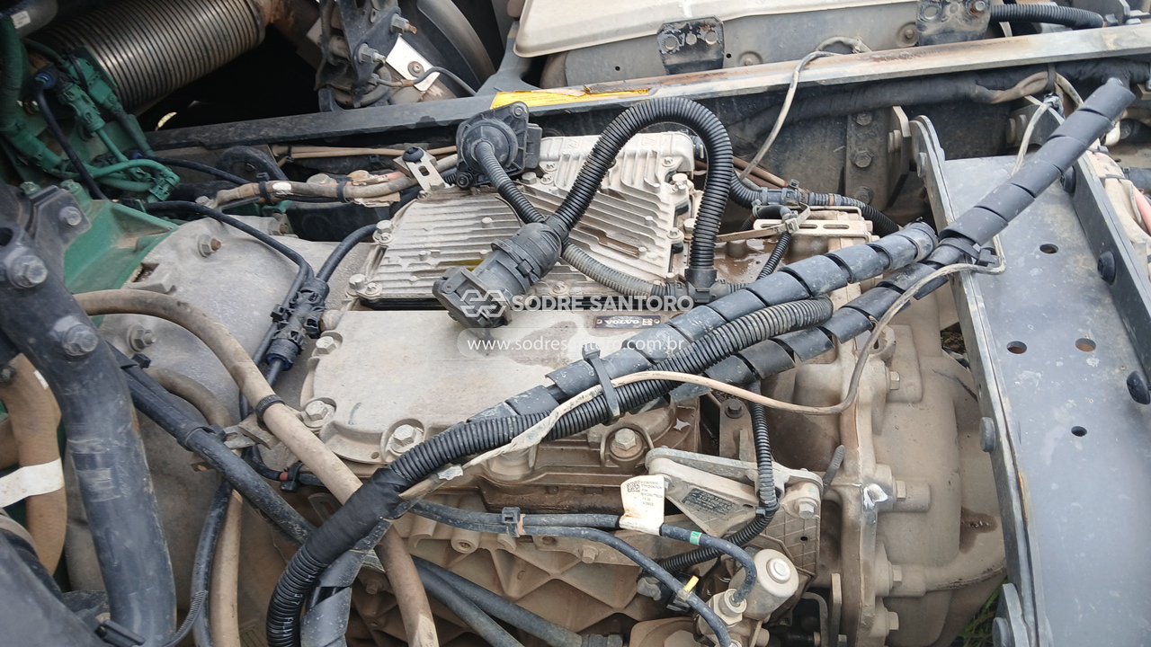 Volvo VM 360 4x2 T - 2024/2024 — foto 6 de 13
