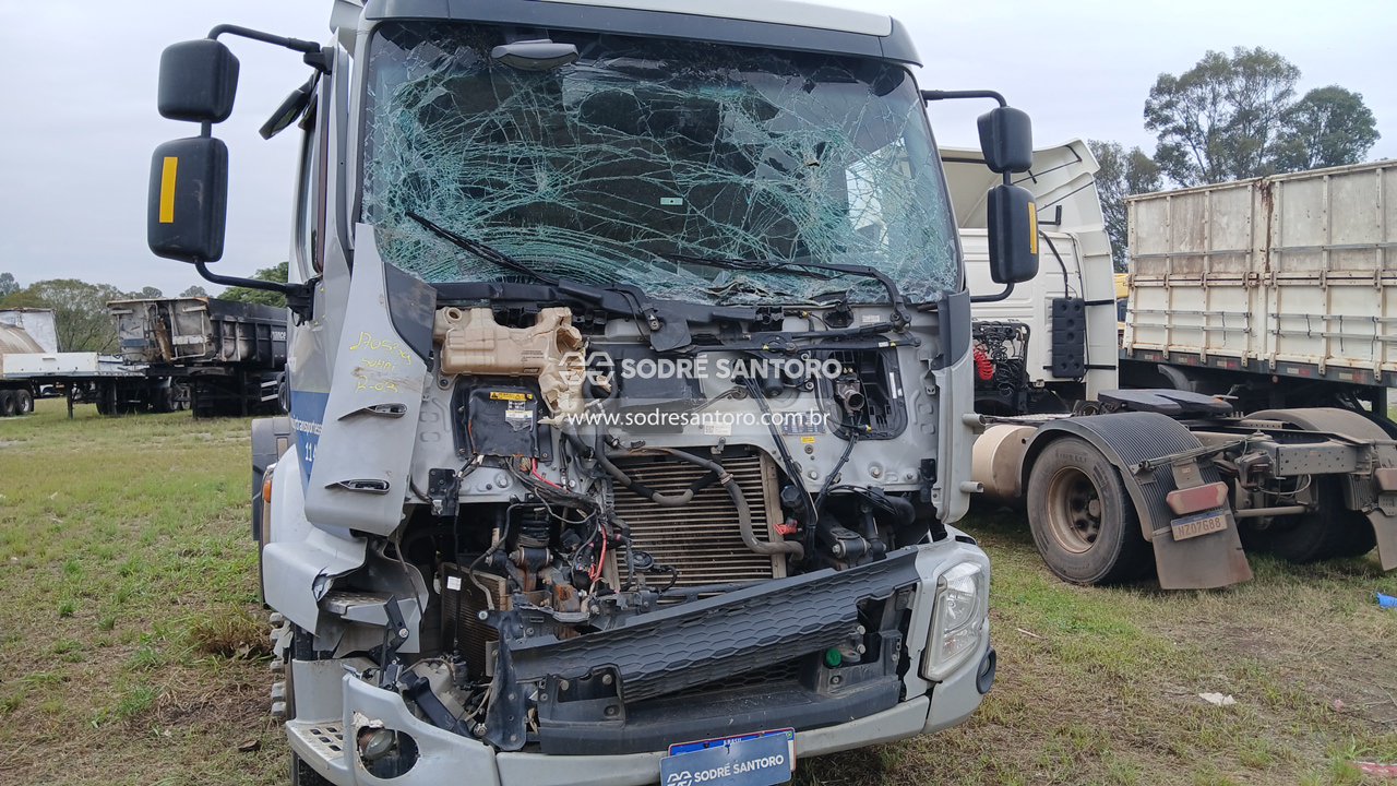 Volvo VM 360 4x2 T - 2024/2024 — foto 10 de 13
