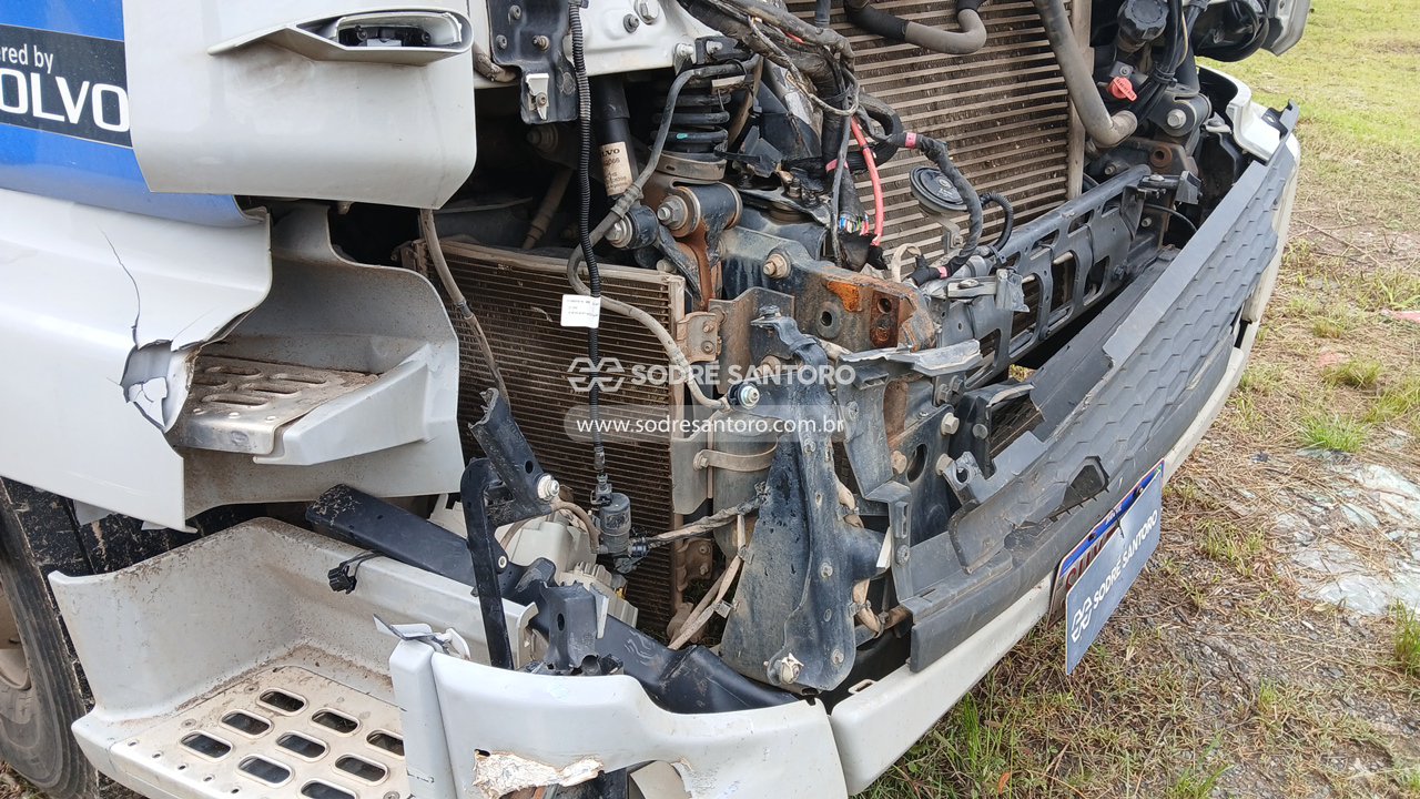 Volvo VM 360 4x2 T - 2024/2024 — foto 11 de 13