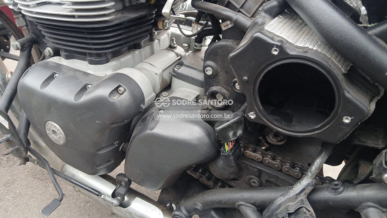 Royal Enfield Super Meteor 650 - 2025/2025 — foto 10 de 10