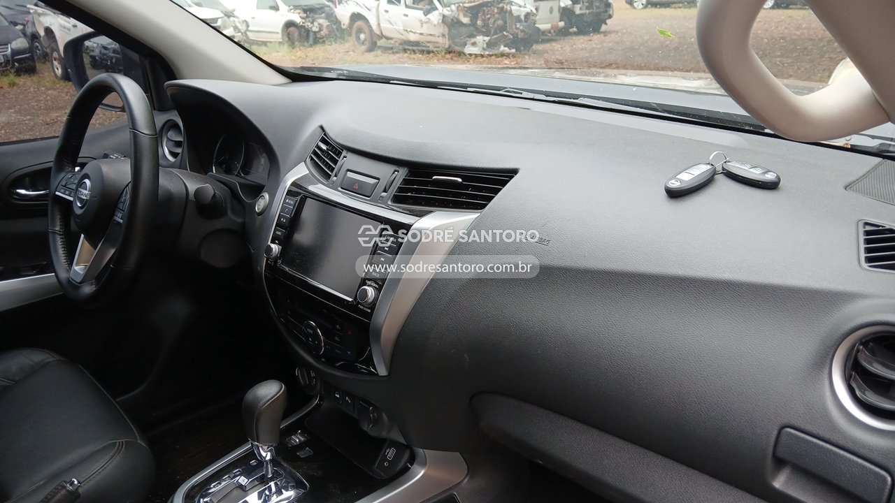 Nissan Frontier Plt - 2022/2023 — foto 6 de 13