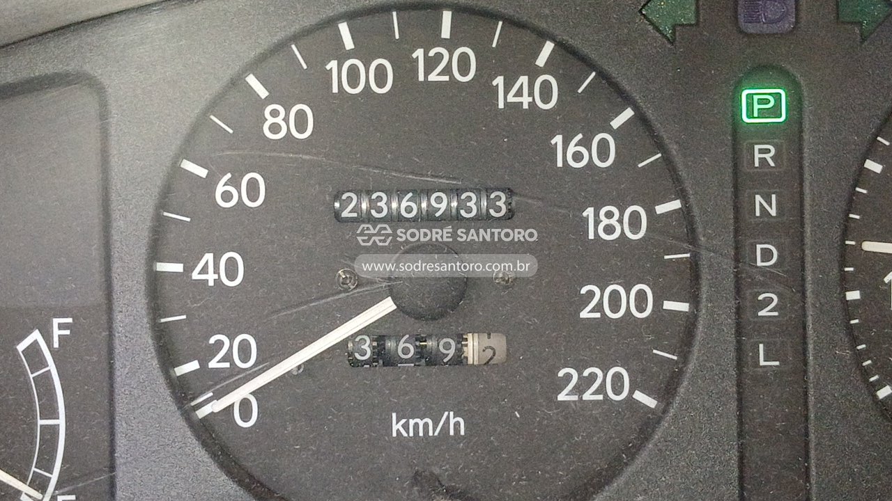 Toyota Corolla Xei - 2000/2001 — foto 7 de 13