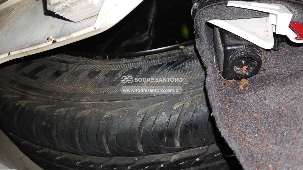 Nissan March 16sl - 2015/2016 — foto 9 de 13