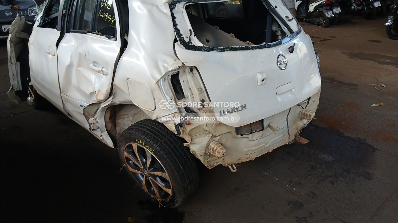 Nissan March 16sl - 2015/2016 — foto 11 de 13