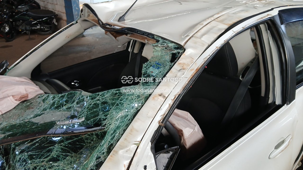 Nissan March 16sl - 2015/2016 — foto 12 de 13