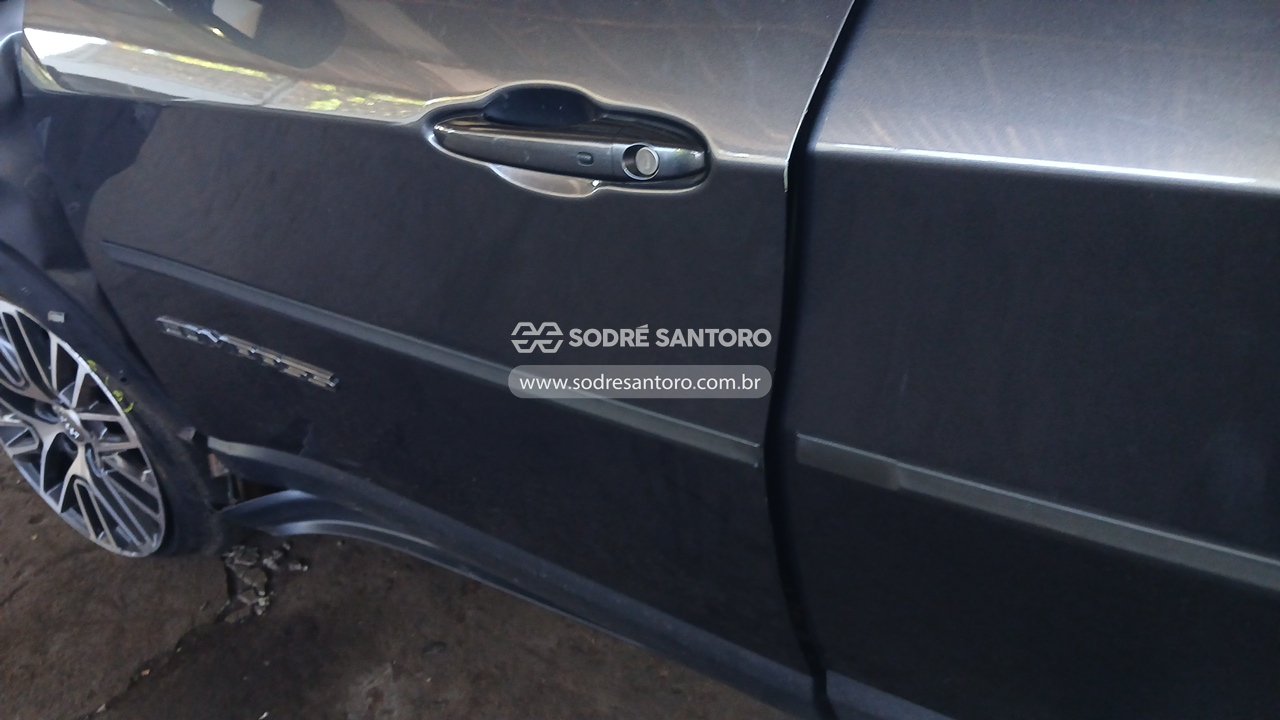 Jeep Compass Limited TF - 2021/2022 — foto 10 de 13