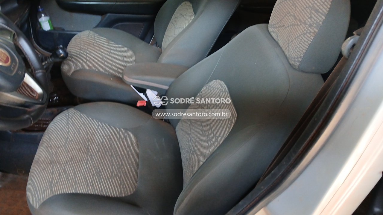 Fiat Doblo Essence 7L E - 2017/2018 — foto 8 de 13