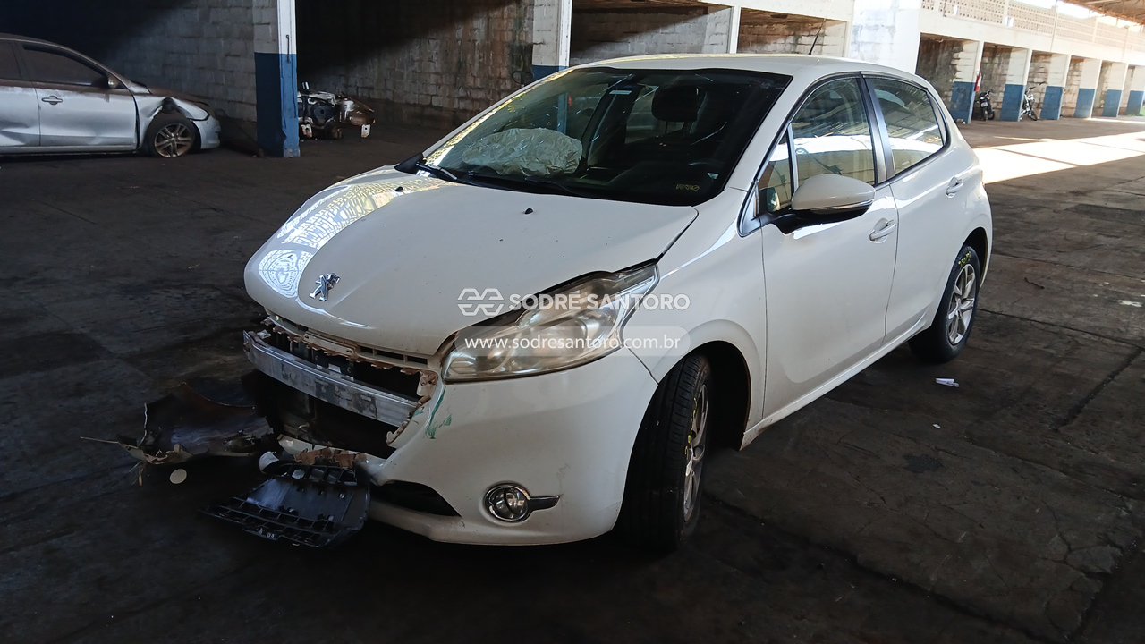 Peugeot 208 Act Pack Bva - 2015/2015 — foto 3 de 13
