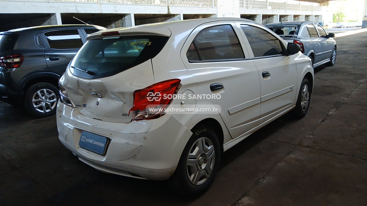 Chevrolet Onix 10mt Joye - 2017/2018 — foto 4 de 13