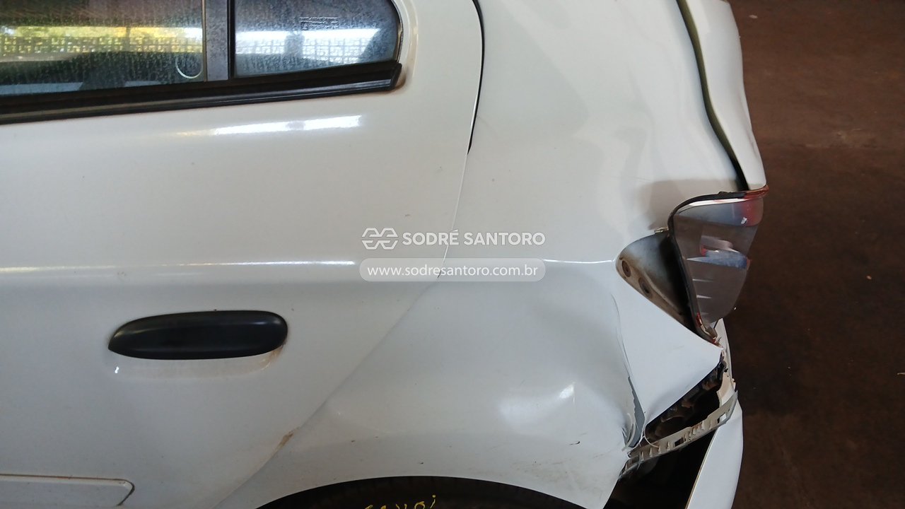 Chevrolet Onix 10mt Joye - 2017/2018 — foto 10 de 13