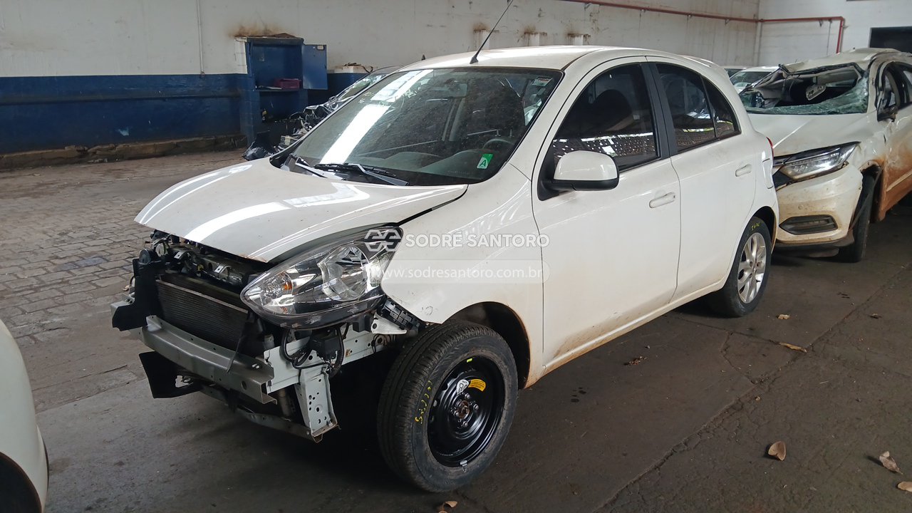Nissan March 10sv - 2019/2020 — foto 3 de 13