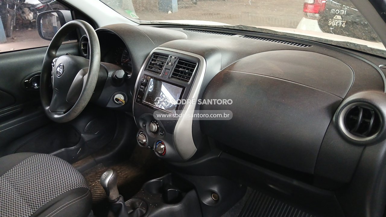 Nissan March 10sv - 2019/2020 — foto 6 de 13