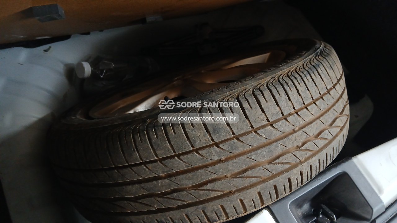Nissan March 10sv - 2019/2020 — foto 9 de 13