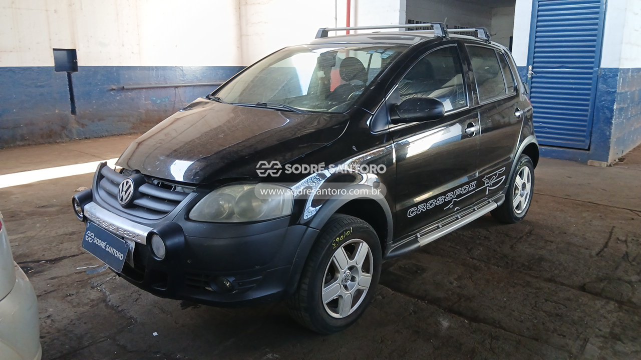 Volkswagen Crossfox - 2008/2009 — foto 3 de 13