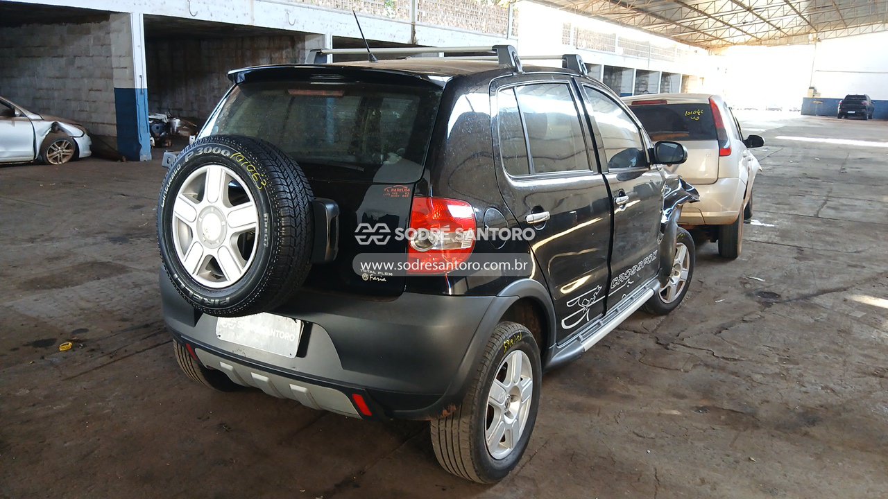 Volkswagen Crossfox - 2008/2009 — foto 4 de 13