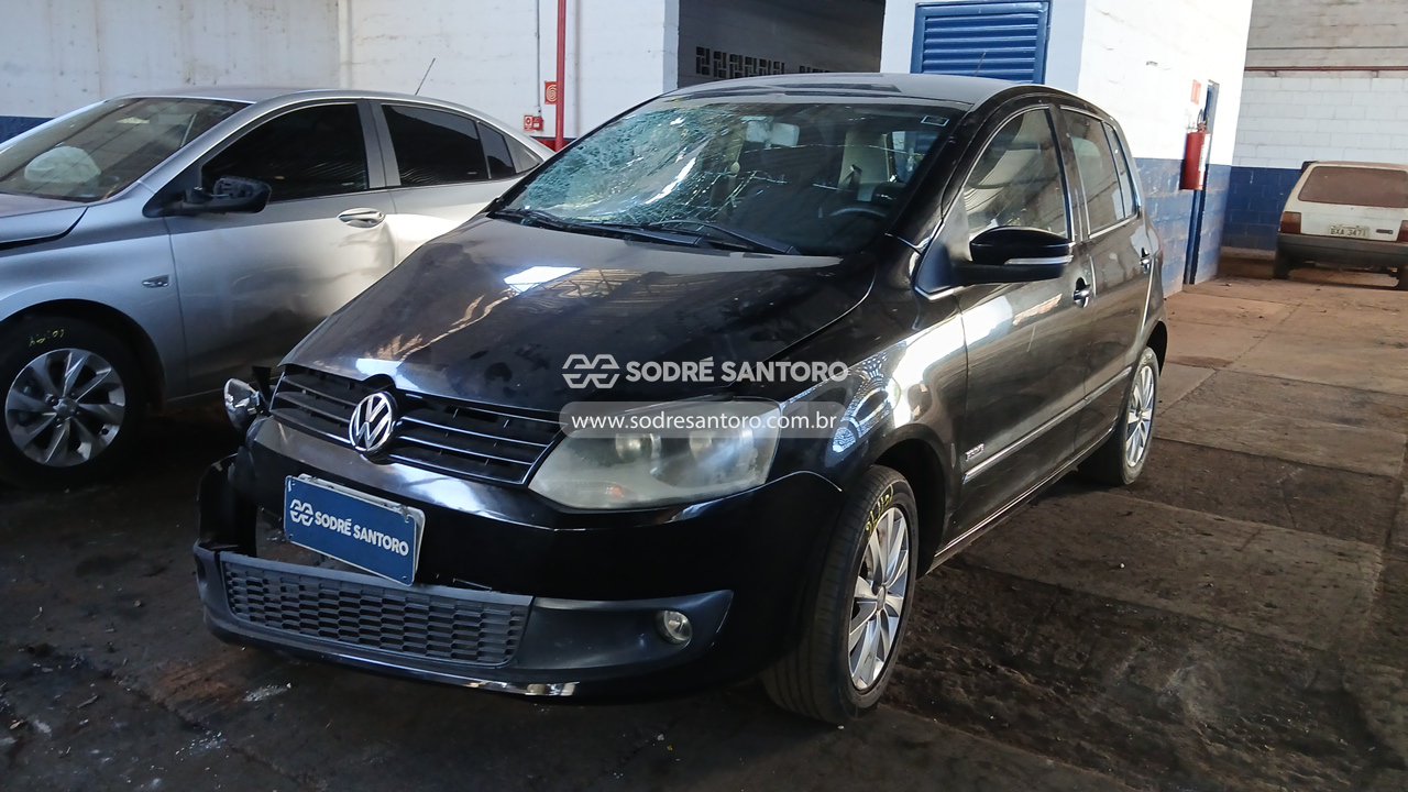 Volkswagen Fox 1.6 Prime - 2011/2012 — foto 3 de 13