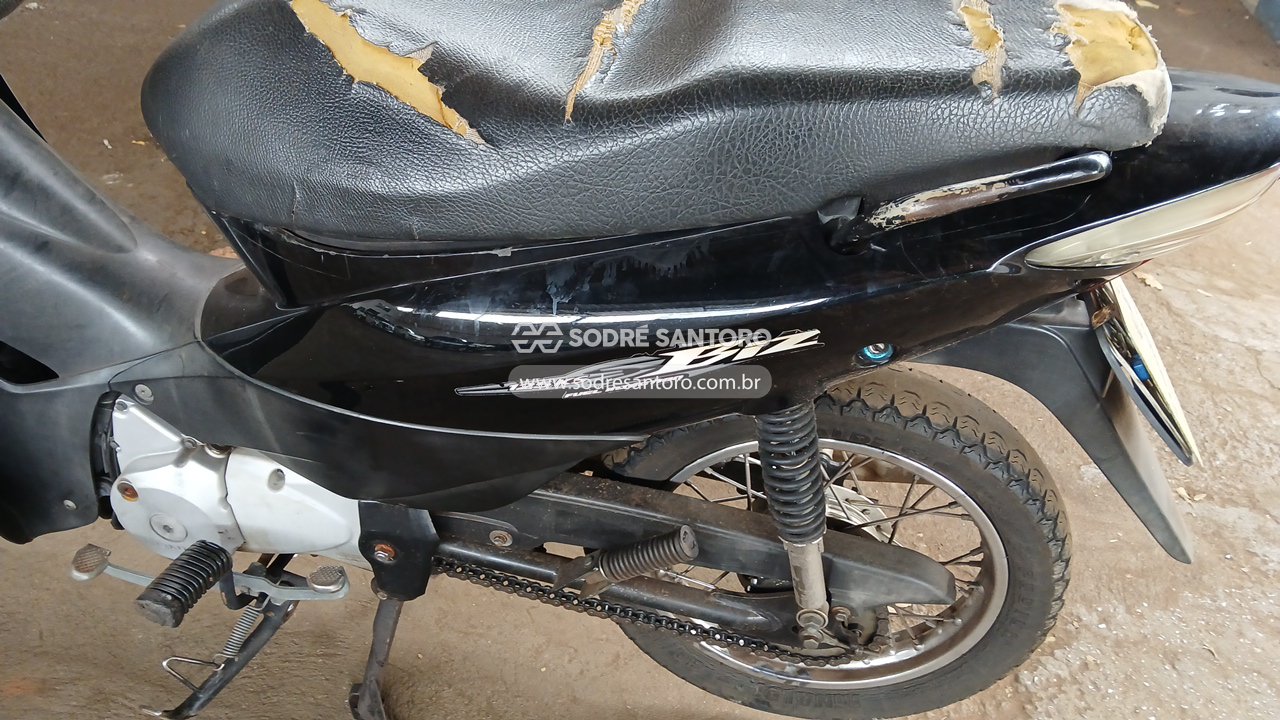 Honda Biz 125 KS - 2008/2009 — foto 11 de 12