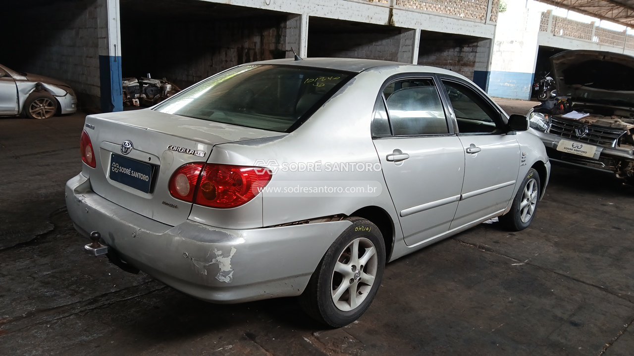 Toyota Corolla Xei 18vvt - 2003/2004 — foto 4 de 13