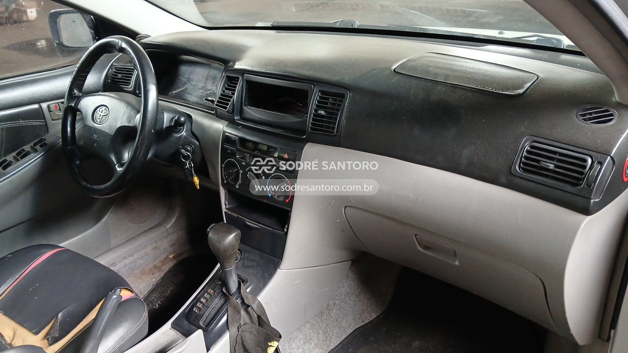 Toyota Corolla Xei 18vvt - 2003/2004 — foto 6 de 13