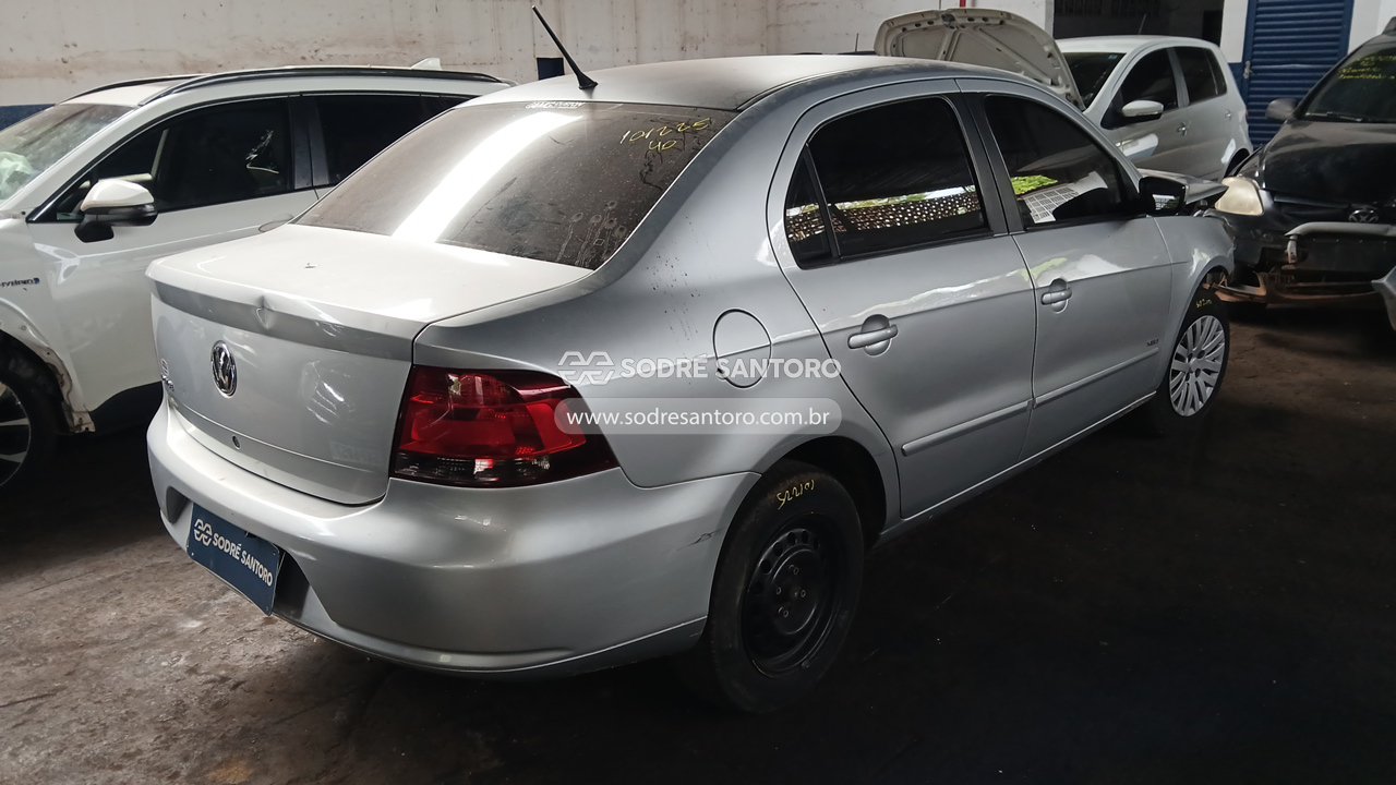 Volkswagen Voyage 1.0 - 2010/2011 — foto 4 de 13