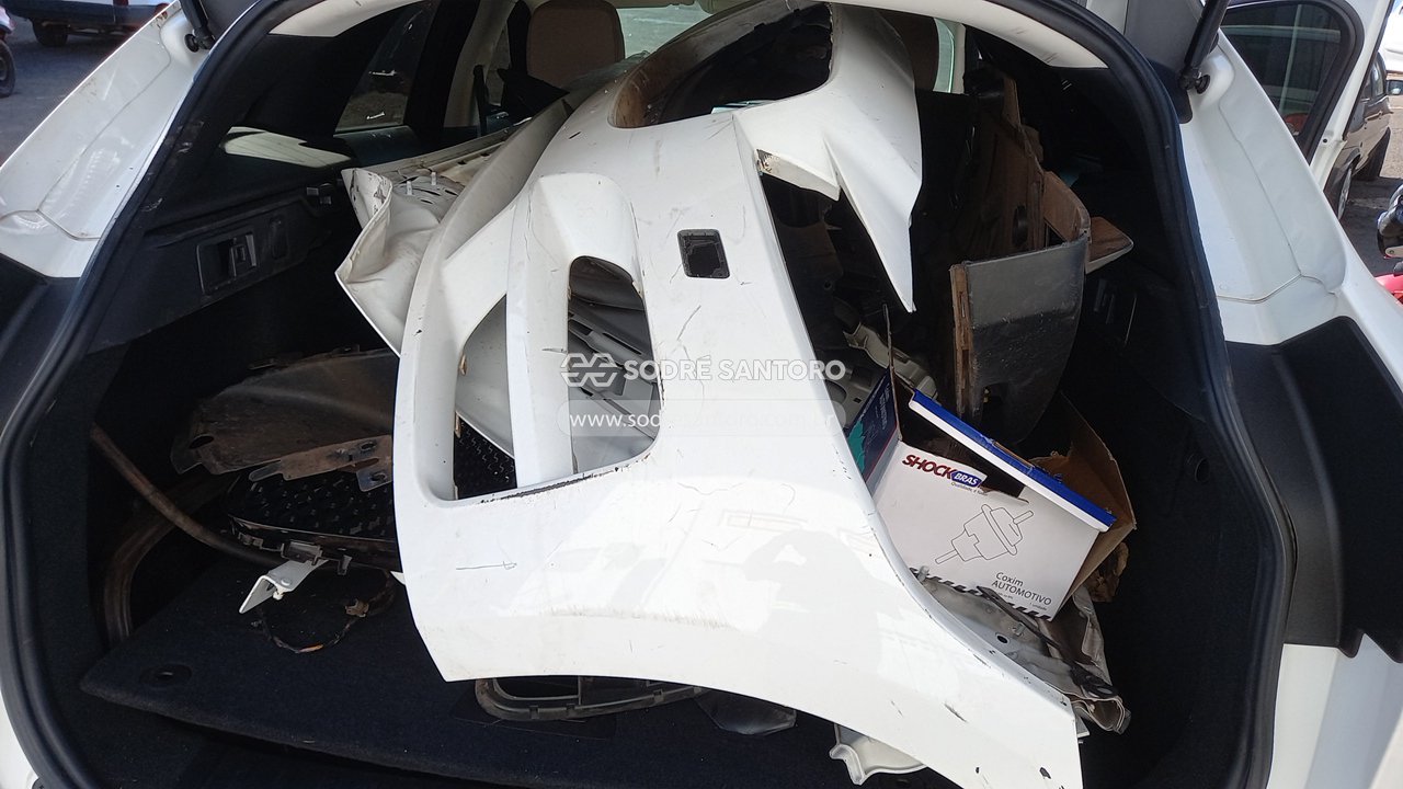 Jaguar Fpace 250 Cvg Prest - 2018/2018 — foto 11 de 13