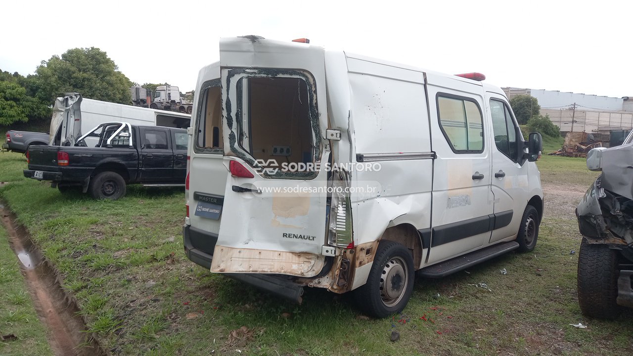 Renault Master Alter Am2 - 2018/2019 — foto 4 de 13