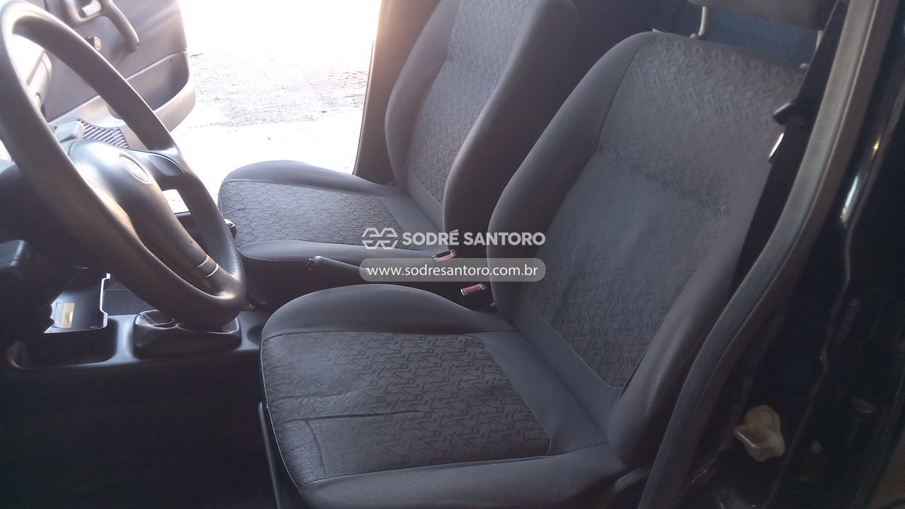 Chevrolet Classic Life - 2006/2006 — foto 9 de 13