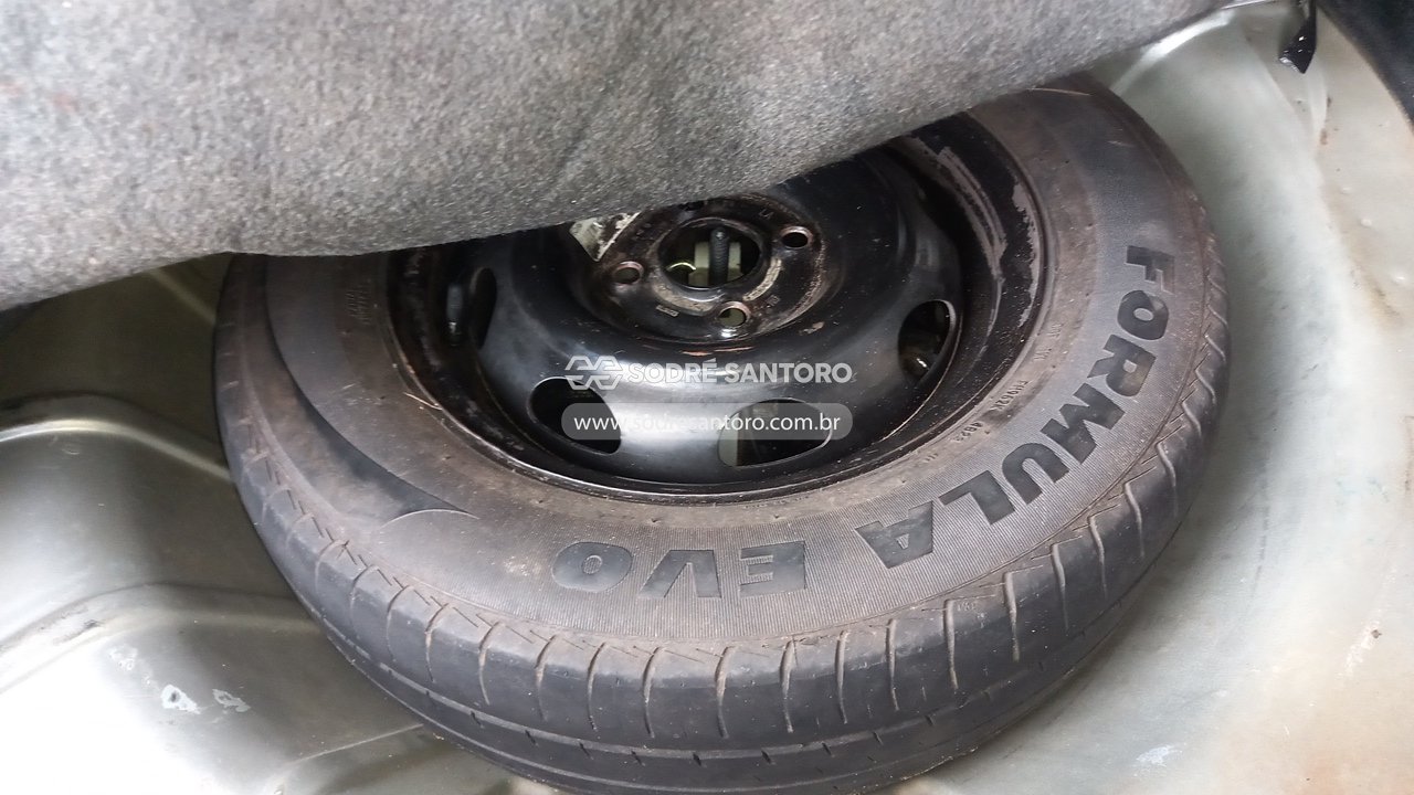 Chevrolet Classic LS - 2014/2015 — foto 10 de 13