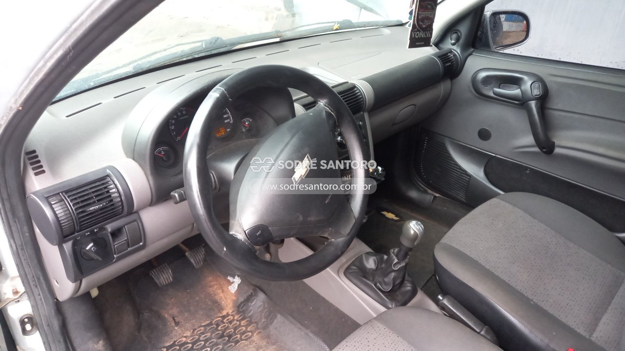 Chevrolet Classic LS - 2014/2015 — foto 6 de 13