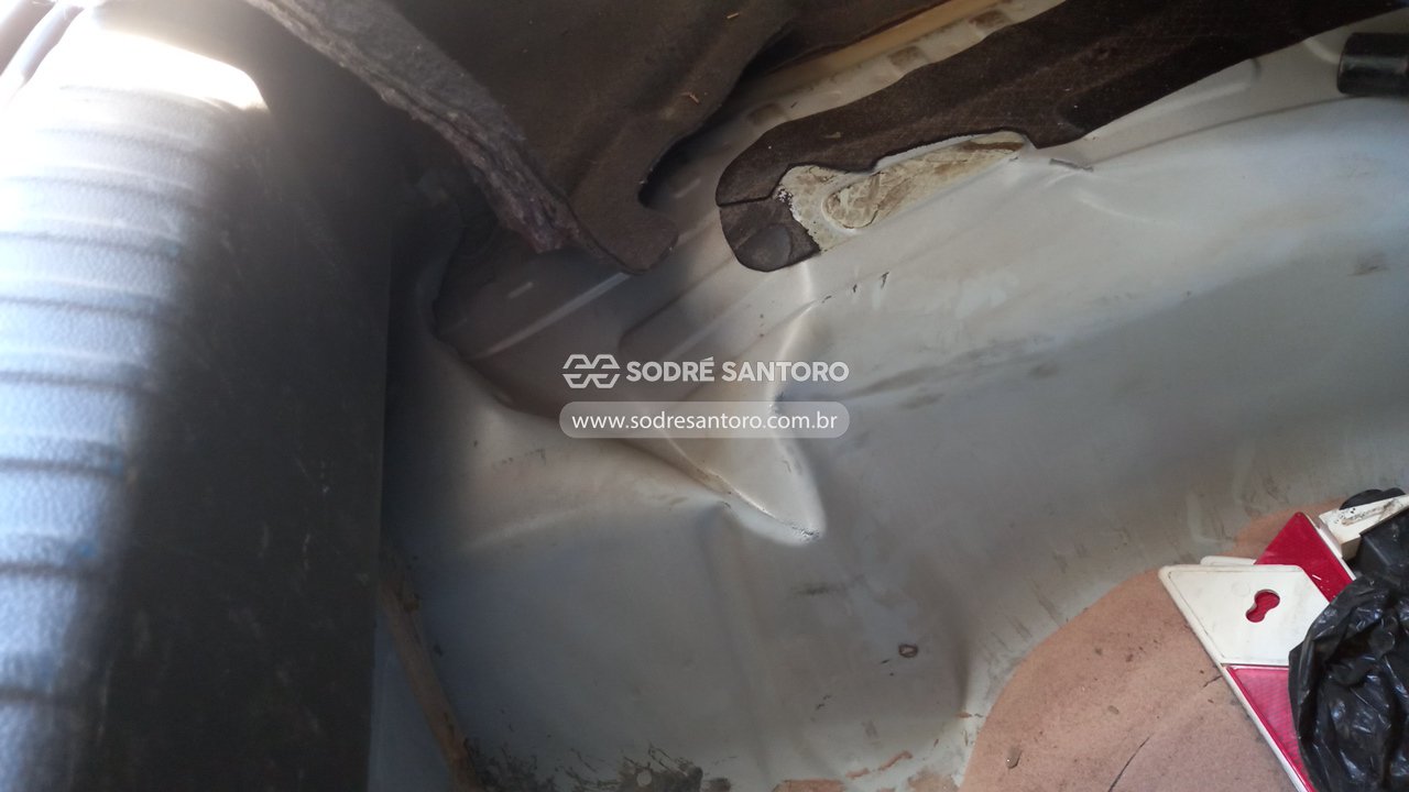Chevrolet Cobalt 1.8 Ltz - 2012/2013 — foto 11 de 13