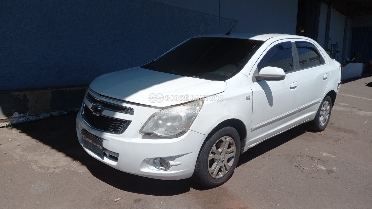 Chevrolet Cobalt 1.8 Ltz - 2012/2013 — foto 3 de 13