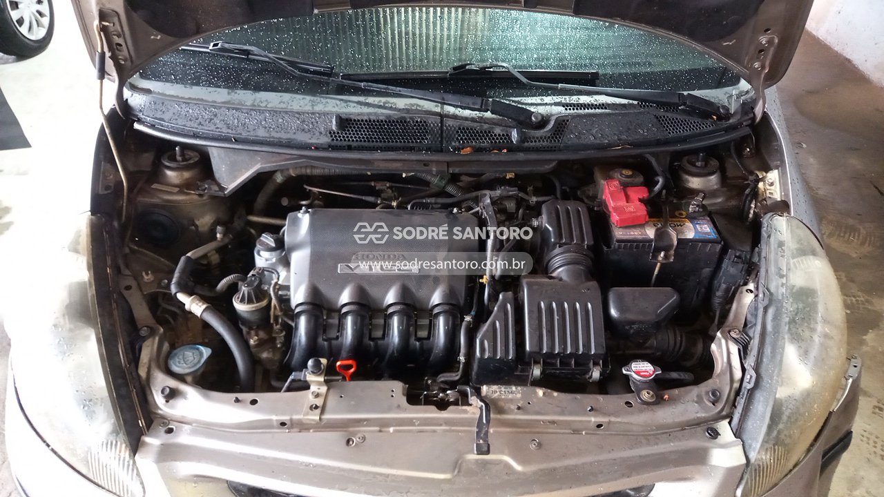 Honda Fit EX - 2005/2005 — foto 5 de 13