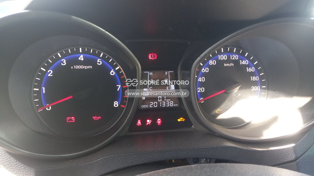 Hyundai Hb20s 1.0m 1.0m - 2013/2014 — foto 7 de 12